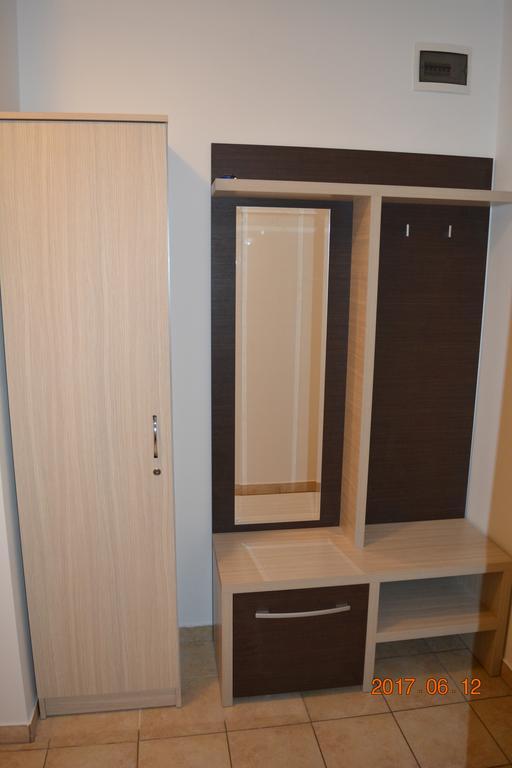 Gobe Apartman Гайдусобосло Екстер'єр фото